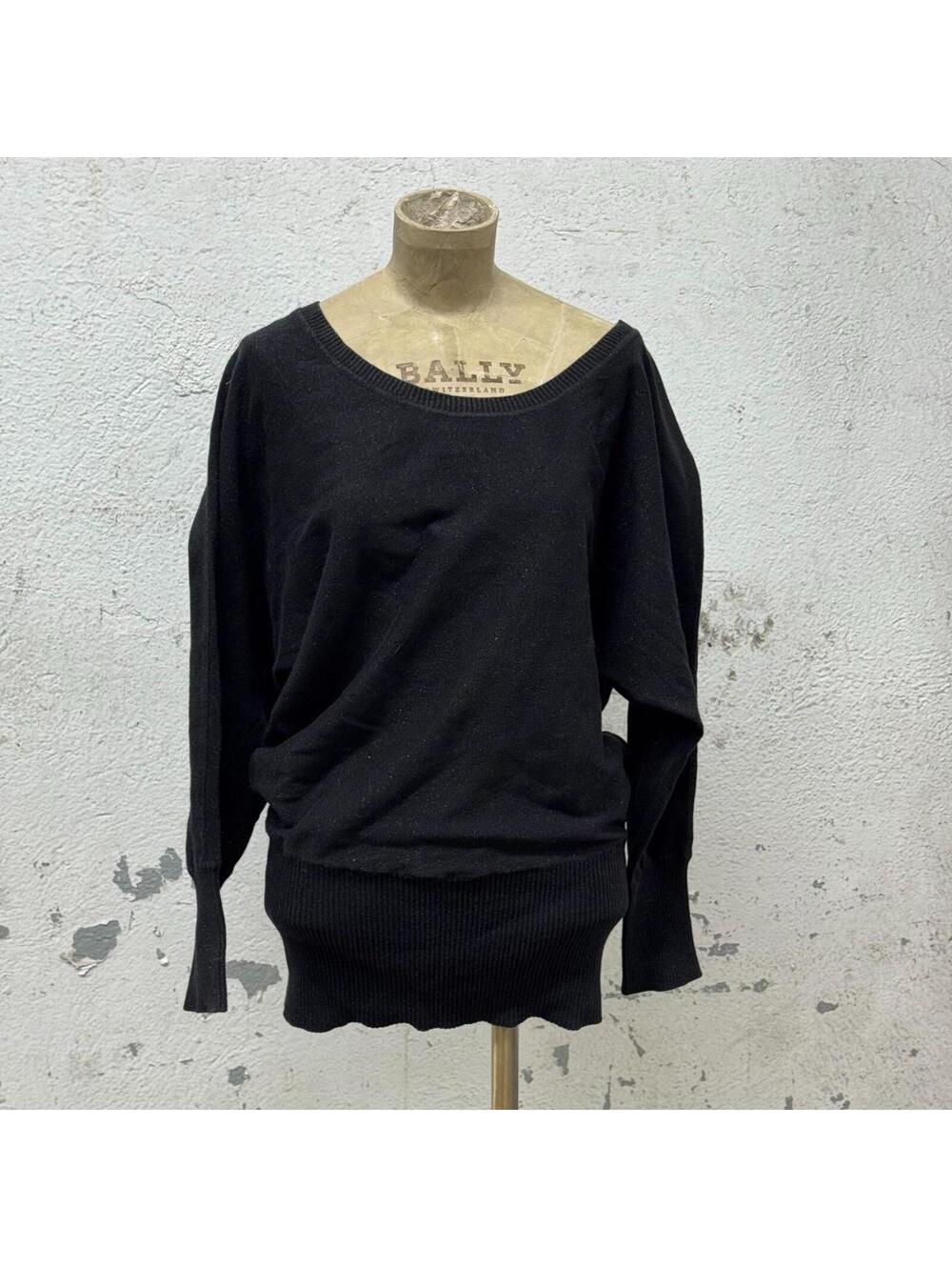 Vintage Pimkie Jet-Black Batwing Y2K Fitted Sweater